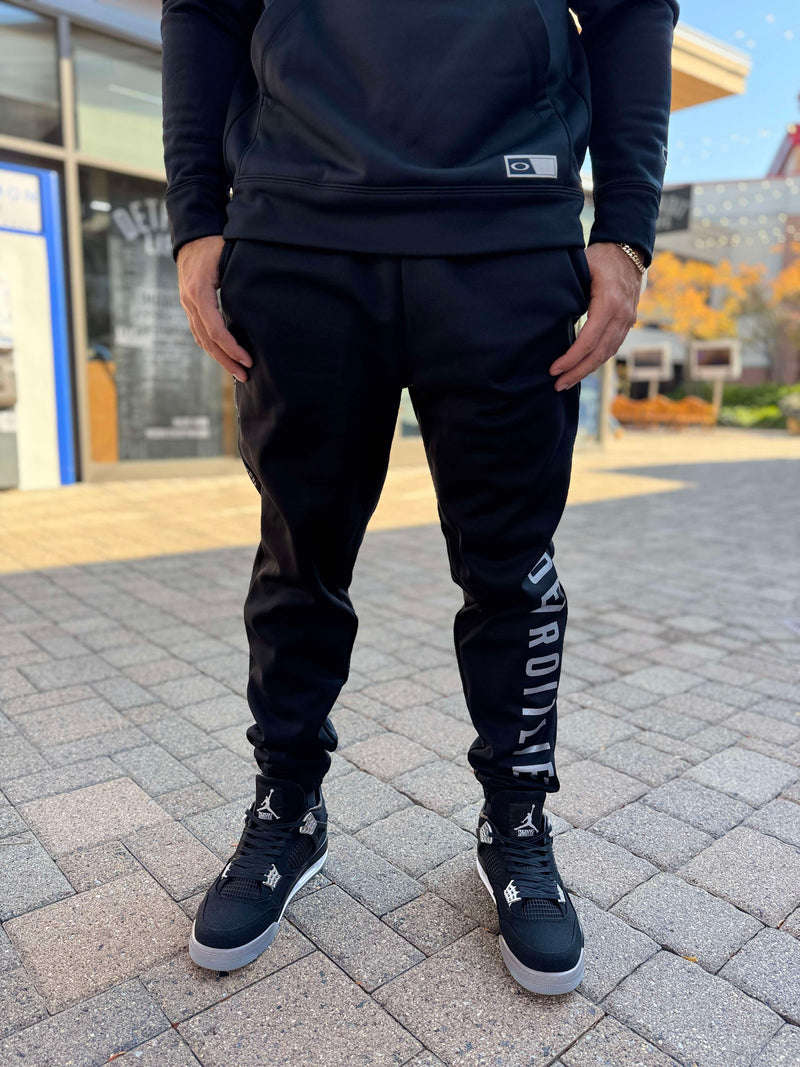 DETROIT LIFE OAKLEY JOGGER