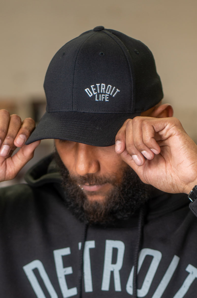 DETROIT LIFE FLEXFIT HAT