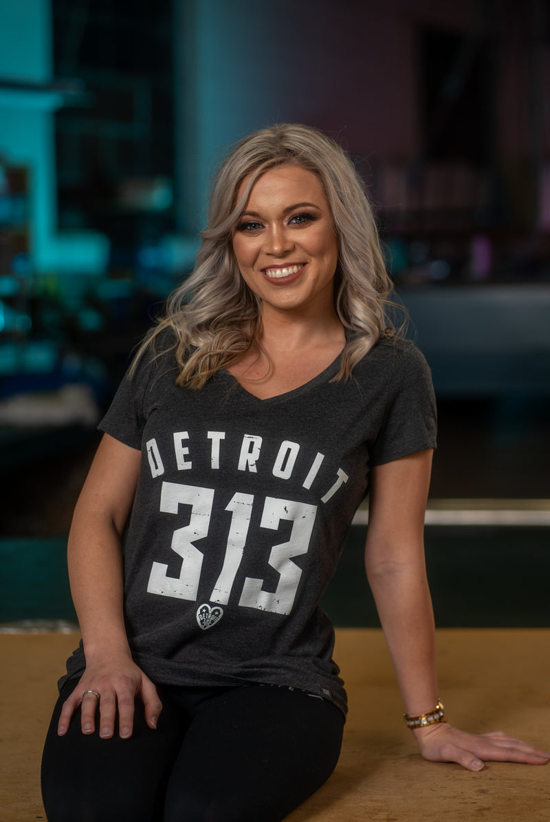 Womens Detroit Life 313 V Neck T Shirt L / Heather Blk/White